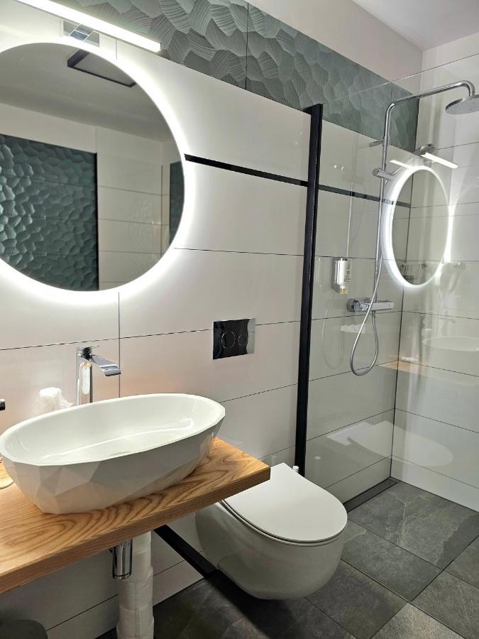 פינצ'וב Zacisze Nad Nida Resort מראה חיצוני תמונה