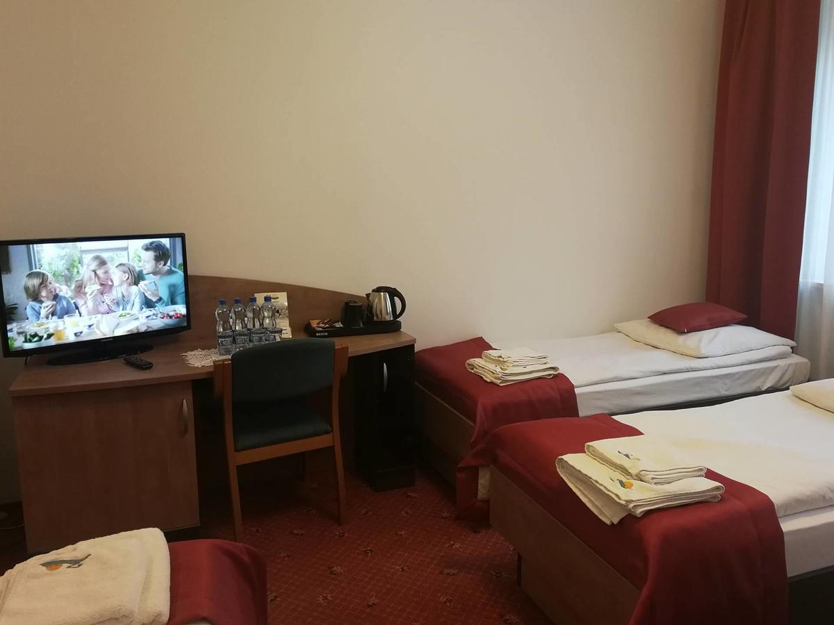 פינצ'וב Zacisze Nad Nida Resort מראה חיצוני תמונה
