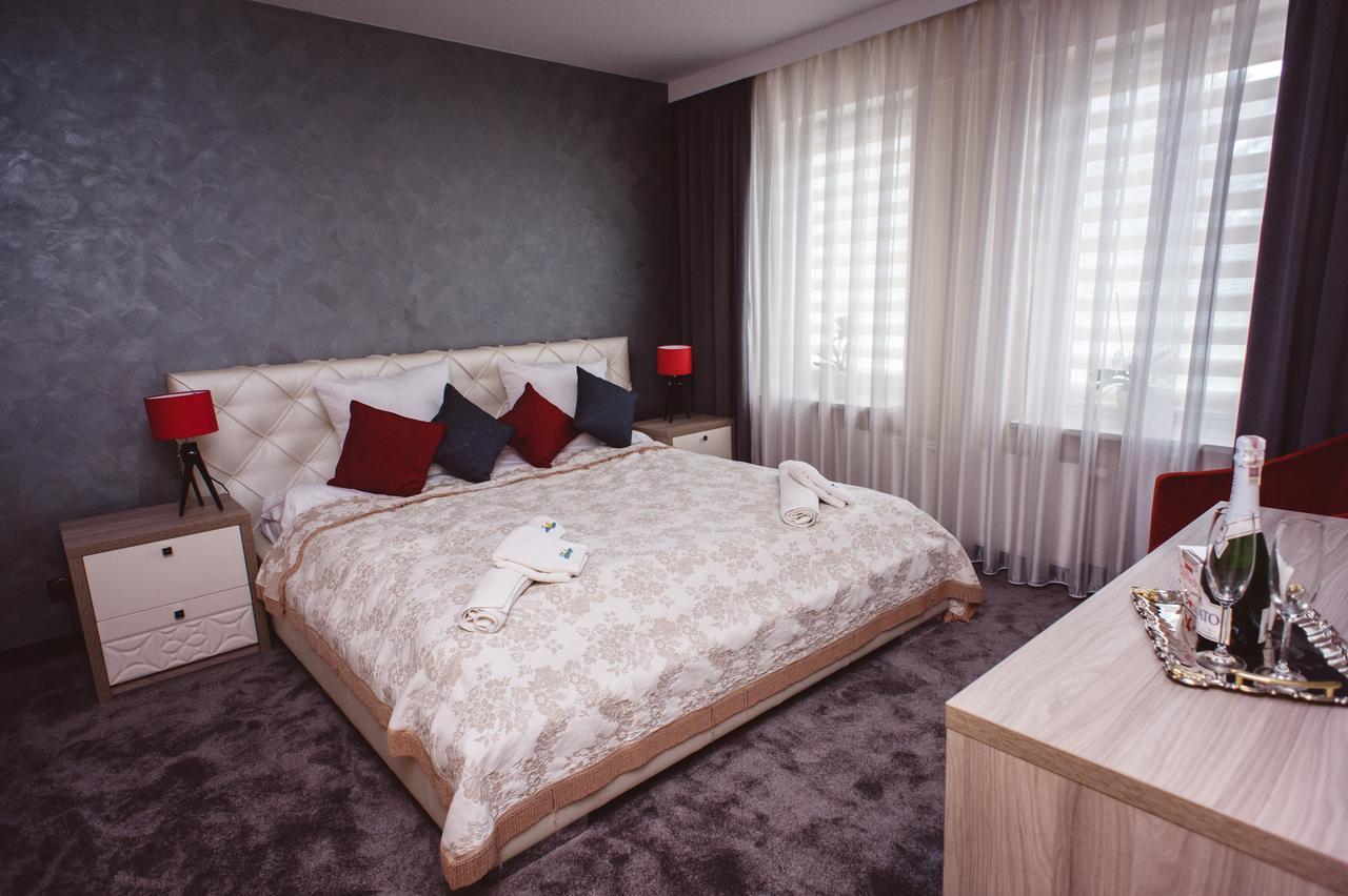 פינצ'וב Zacisze Nad Nida Resort מראה חיצוני תמונה