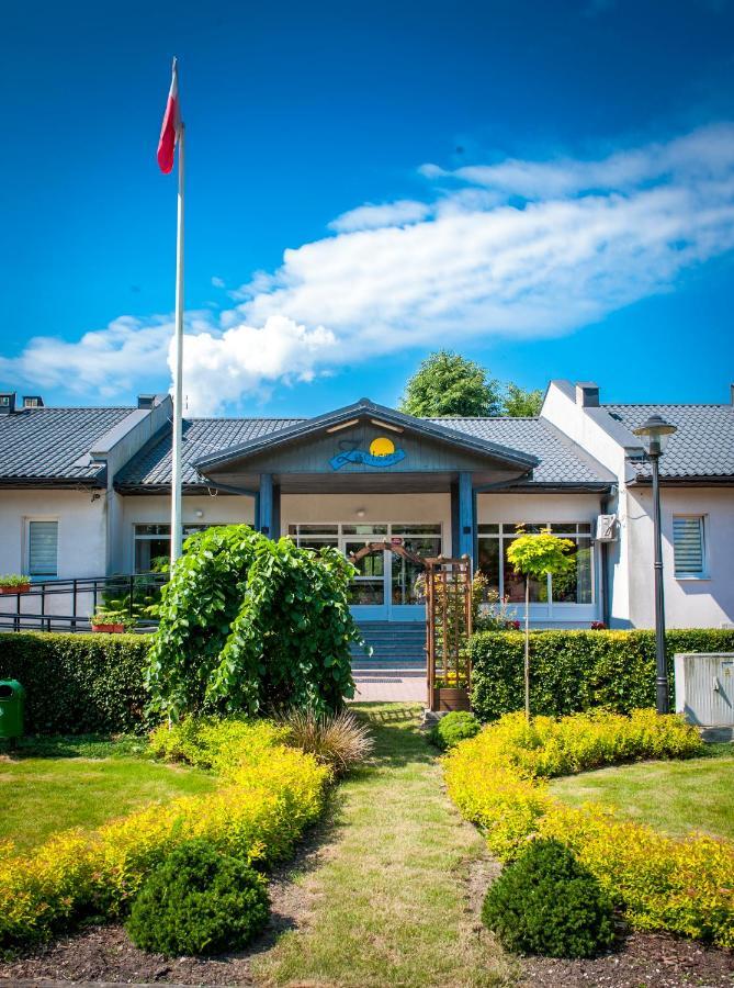 פינצ'וב Zacisze Nad Nida Resort מראה חיצוני תמונה